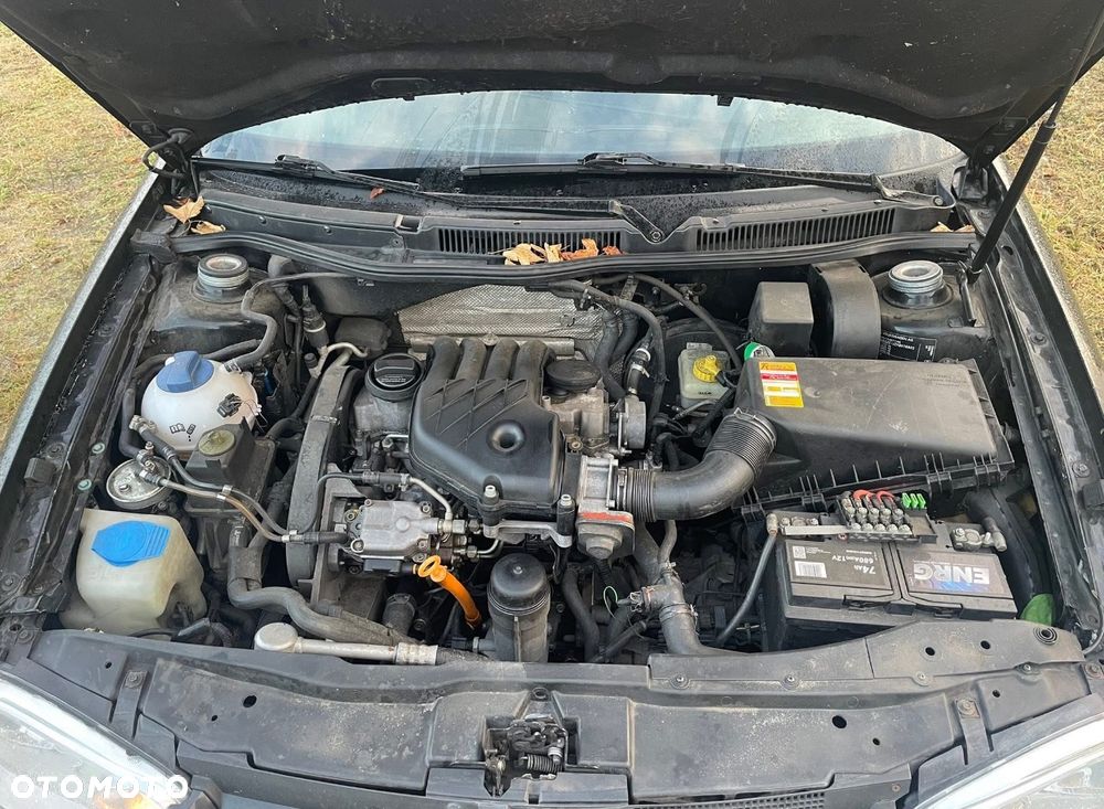 Volkswagen Golf 1.9 SDI Comfortline - 1