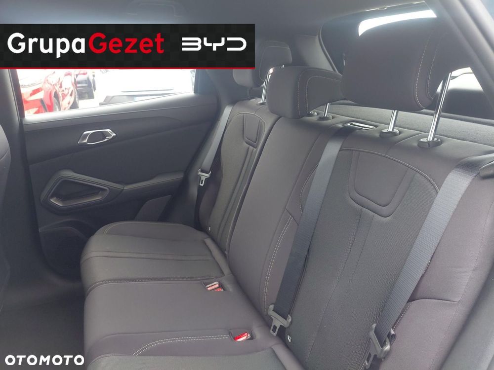 BYD Atto 2 DM-i Active - 16