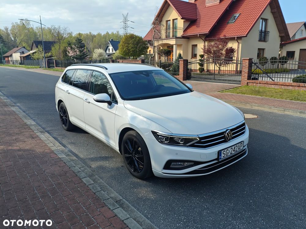Volkswagen Passat 1.5 TSI EVO Business - 1
