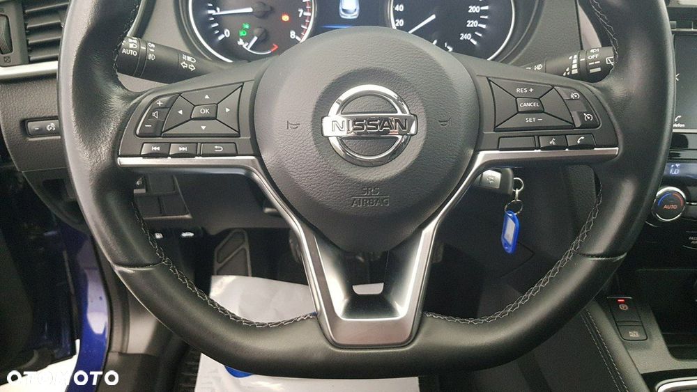 Nissan Qashqai - 22