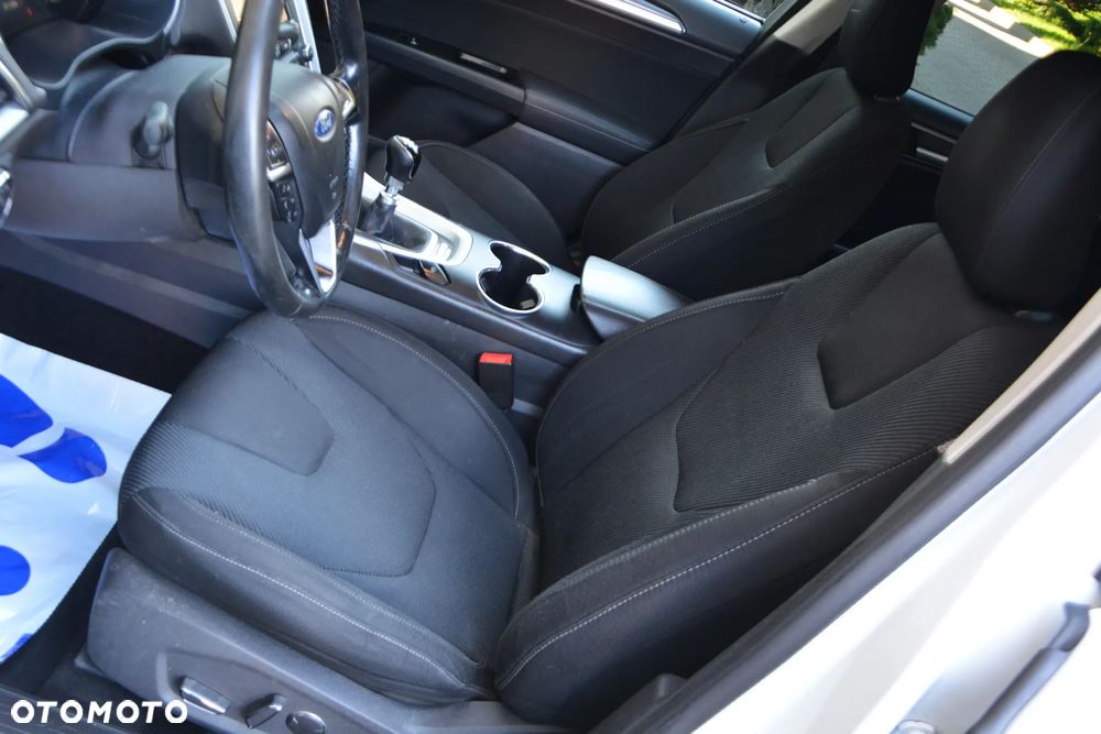 Ford Mondeo Turnier 1.5 TDCi ECOnetic Start-Stopp Business Edition - 31