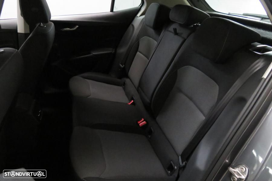 Skoda Fabia 1.0 MPI First Edition - 20