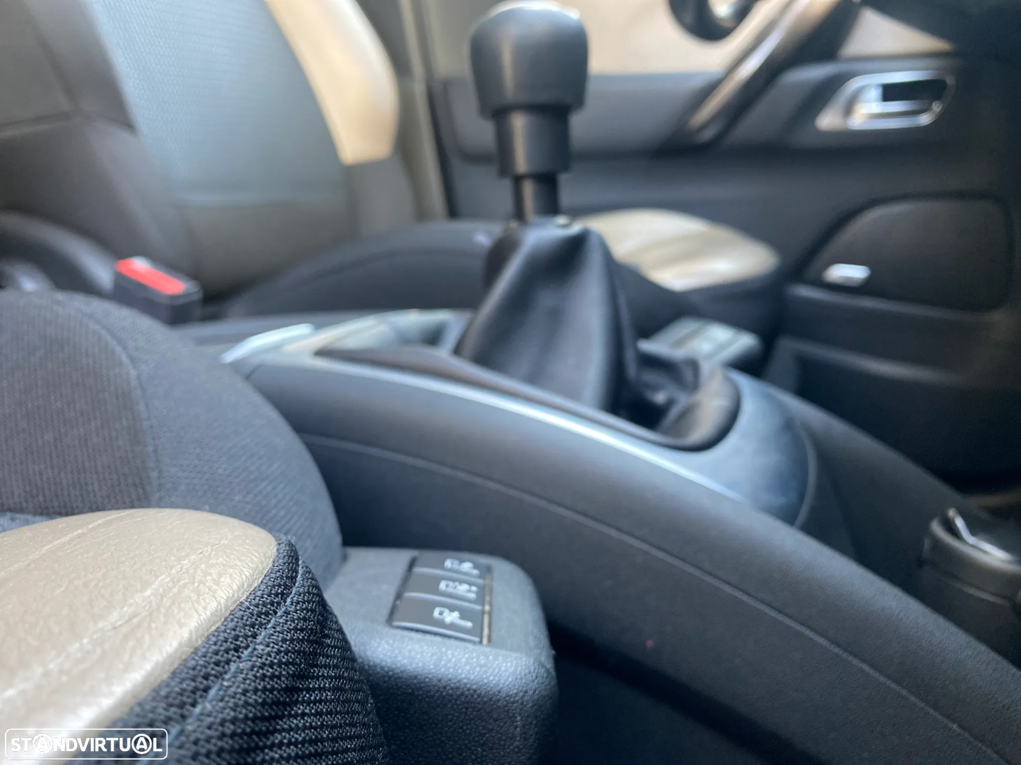 Citroën C4 Grand Picasso 1.6 e-HDi Exclusive - 17
