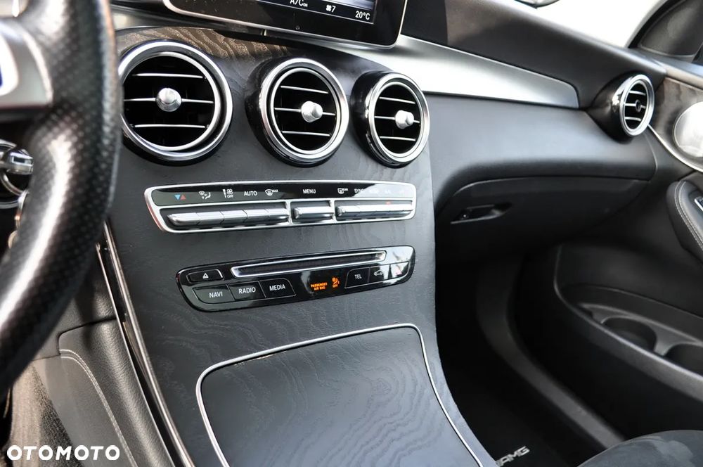 Mercedes-Benz GLC - 24