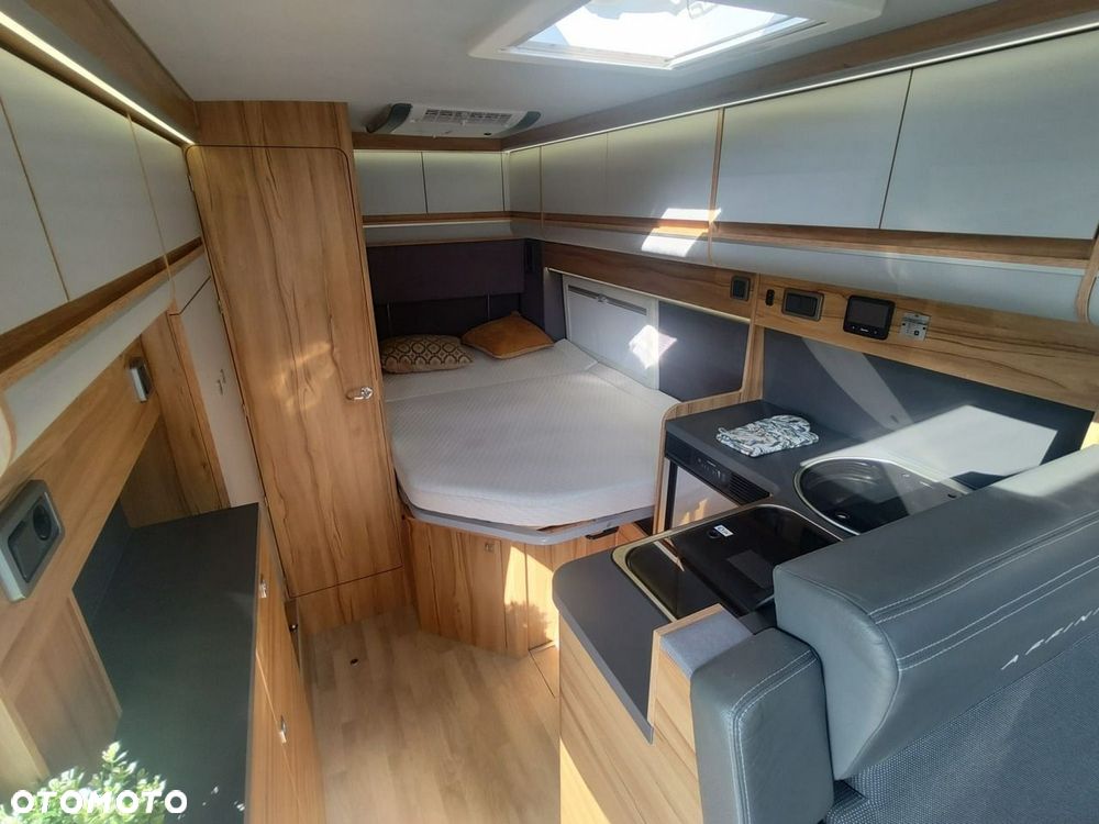 Affinity ONE całoroczny campervan dla czwórki - 13