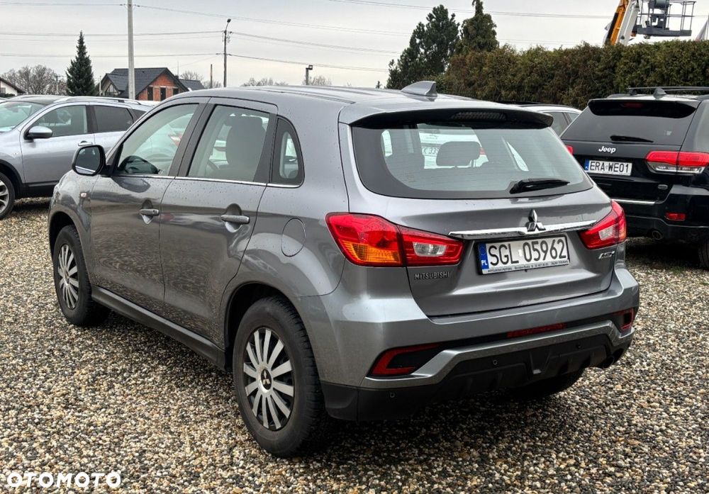 Mitsubishi ASX - 4