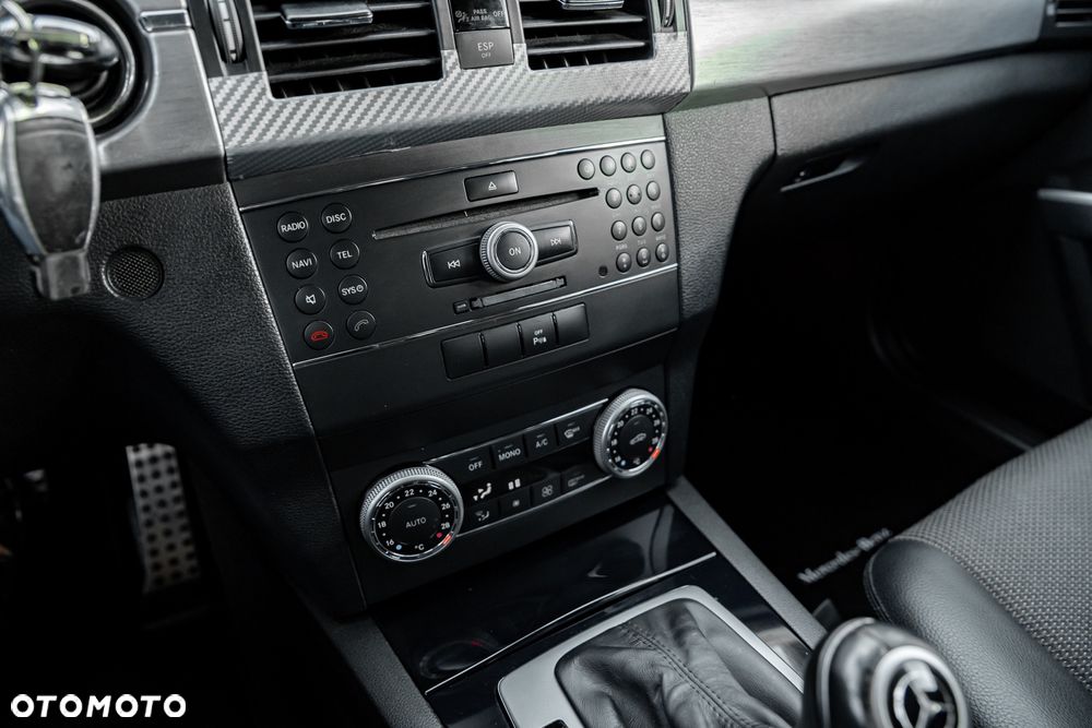 Mercedes-Benz GLK 280 4Matic 7G-TRONIC - 32