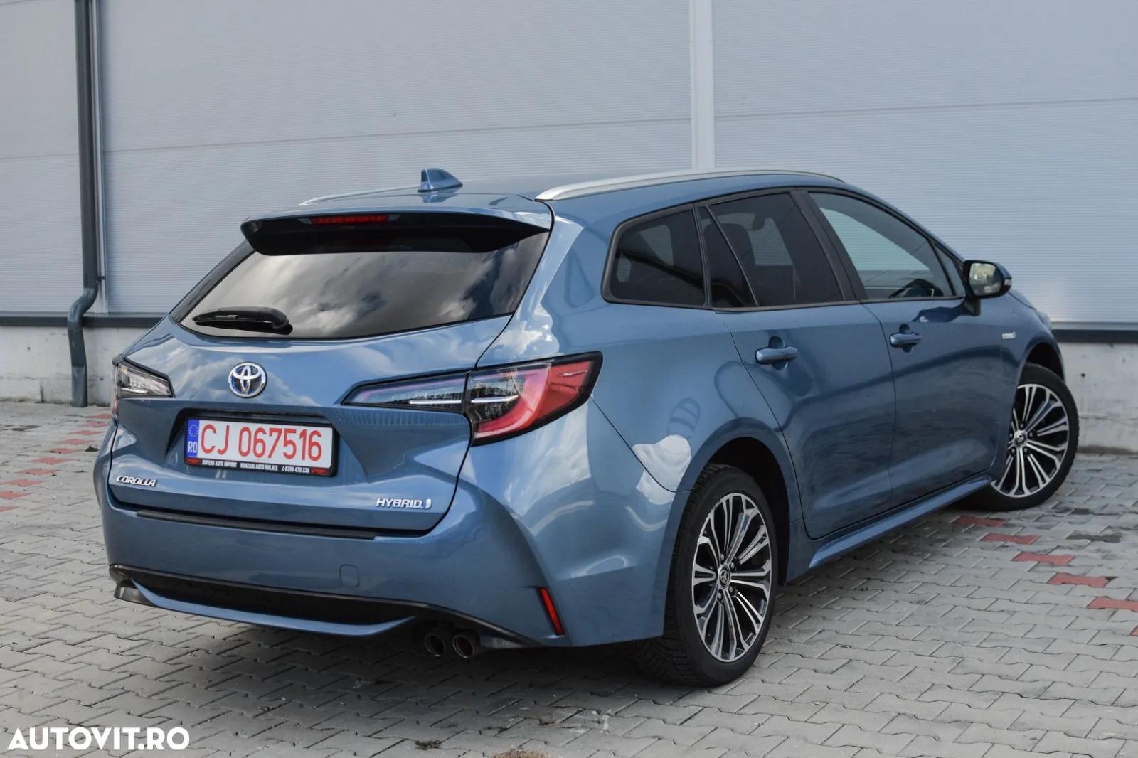 Toyota Corolla 2.0 Hybrid Touring Sports Business Edition - 4