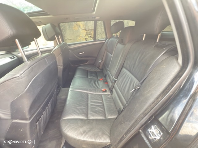 BMW 530 dA Touring - 9