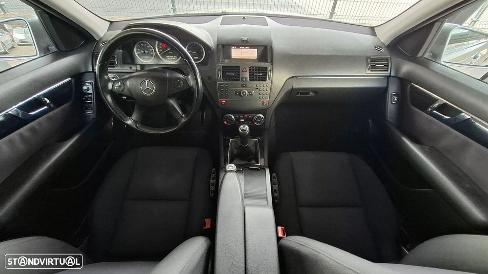Mercedes-Benz C 220 CDi Avantgarde BlueEfficiency - 31