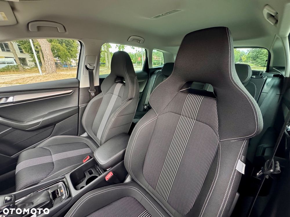 Skoda Karoq 1.5 TSI DSG Ambition - 33