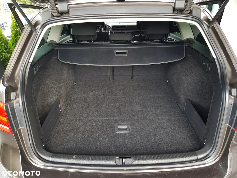 Volkswagen Passat 1.6 TDI Comfortline - 25