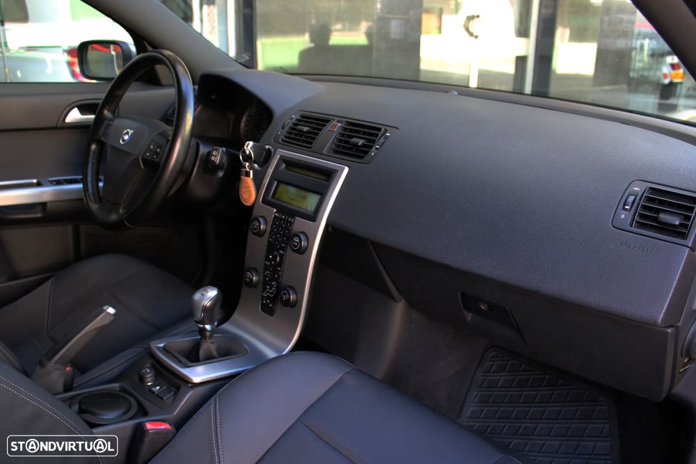 Volvo V50 2.0 D Nível 1 17 - 30