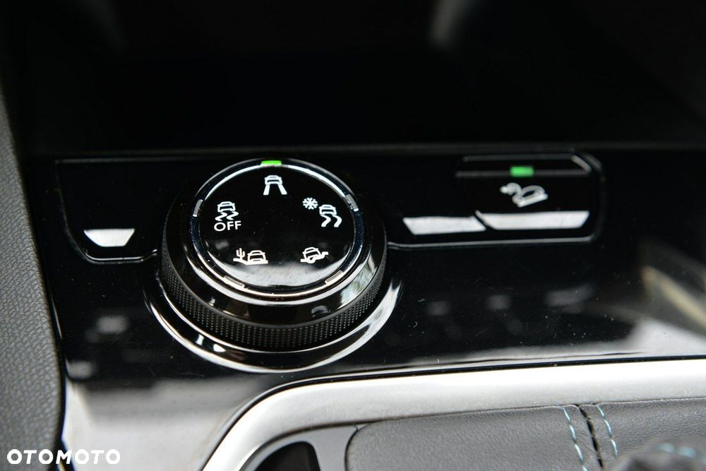 Peugeot 3008 2.0 BlueHDi Crossway S&S - 17