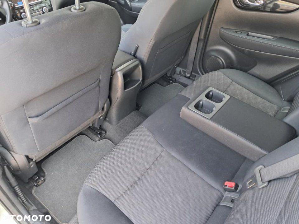Nissan Qashqai - 17