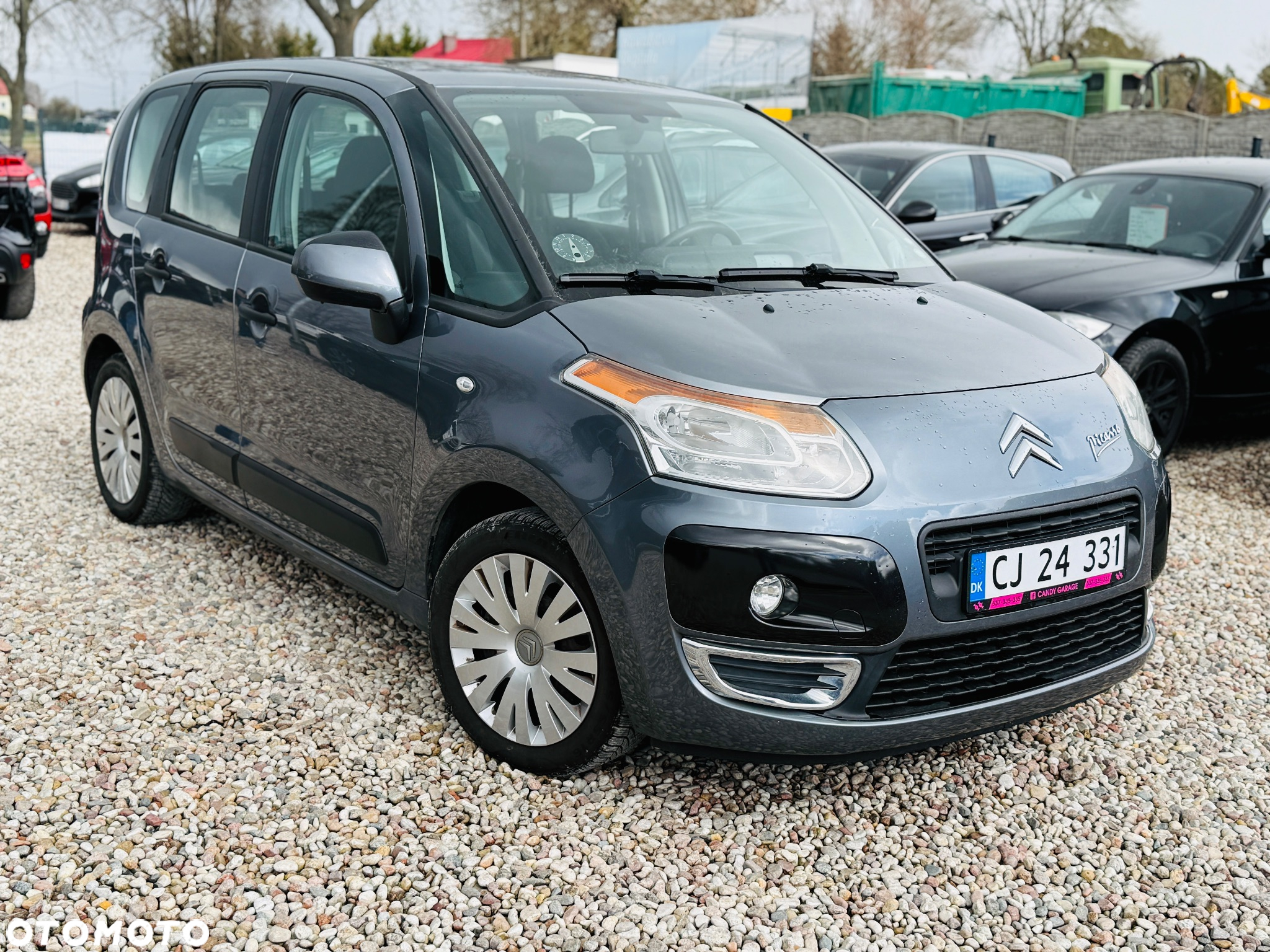 Citroën C3 Picasso 1.4i Attraction - 2