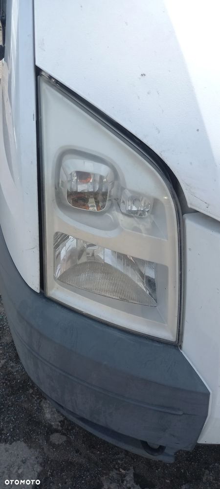 Lampa przód przednia prawa Ford Transit MK7 EUROPA