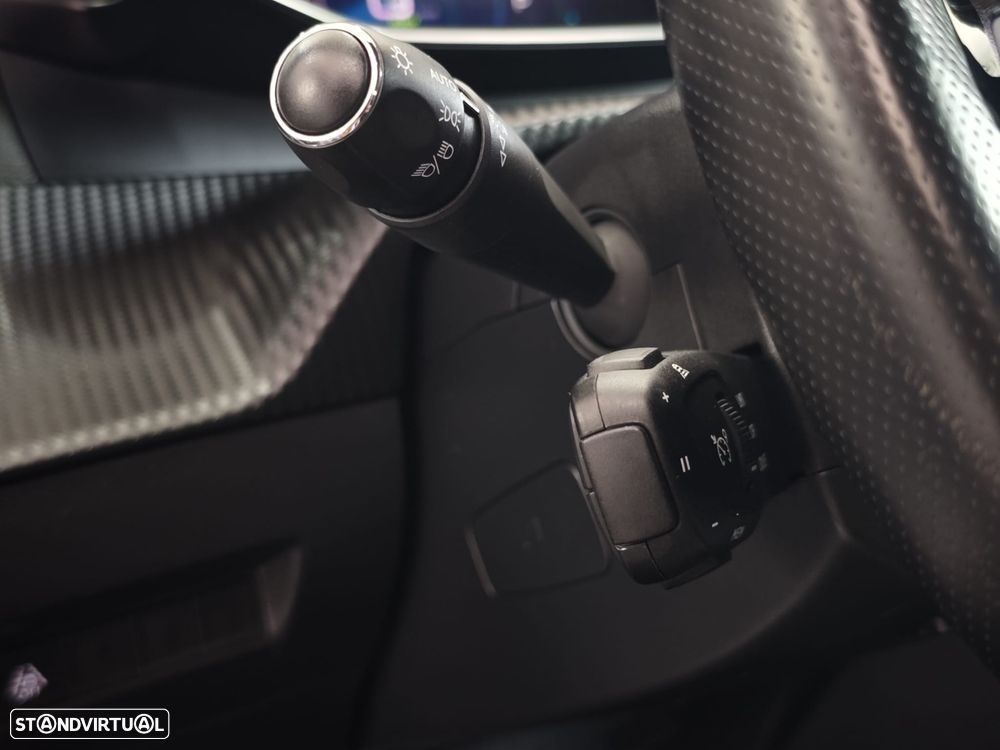 Peugeot e-2008 GT Pack - 25