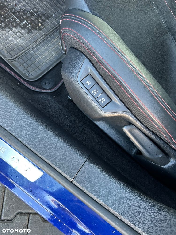 Peugeot 308 - 15