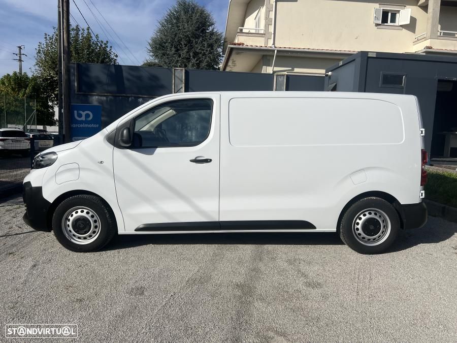 Peugeot e-Expert Cargo M 75KWH - 3