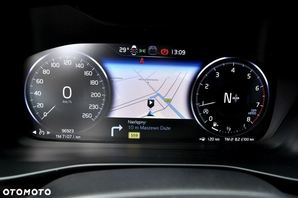 Volvo XC 40 - 20