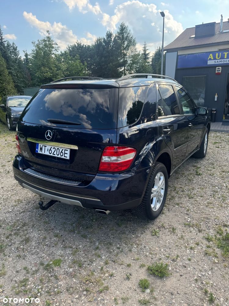 Mercedes-Benz ML 350 4-Matic - 9