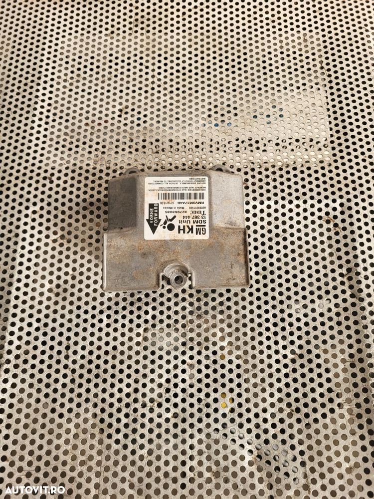 Calculator Modul ECU Airbag Opel Zafira B Astra H Cod 327963935 Dezmembrez Opel Zafira B 1.7 Cdti Euro 5 Motor A17DTR Cutie M32 - 2