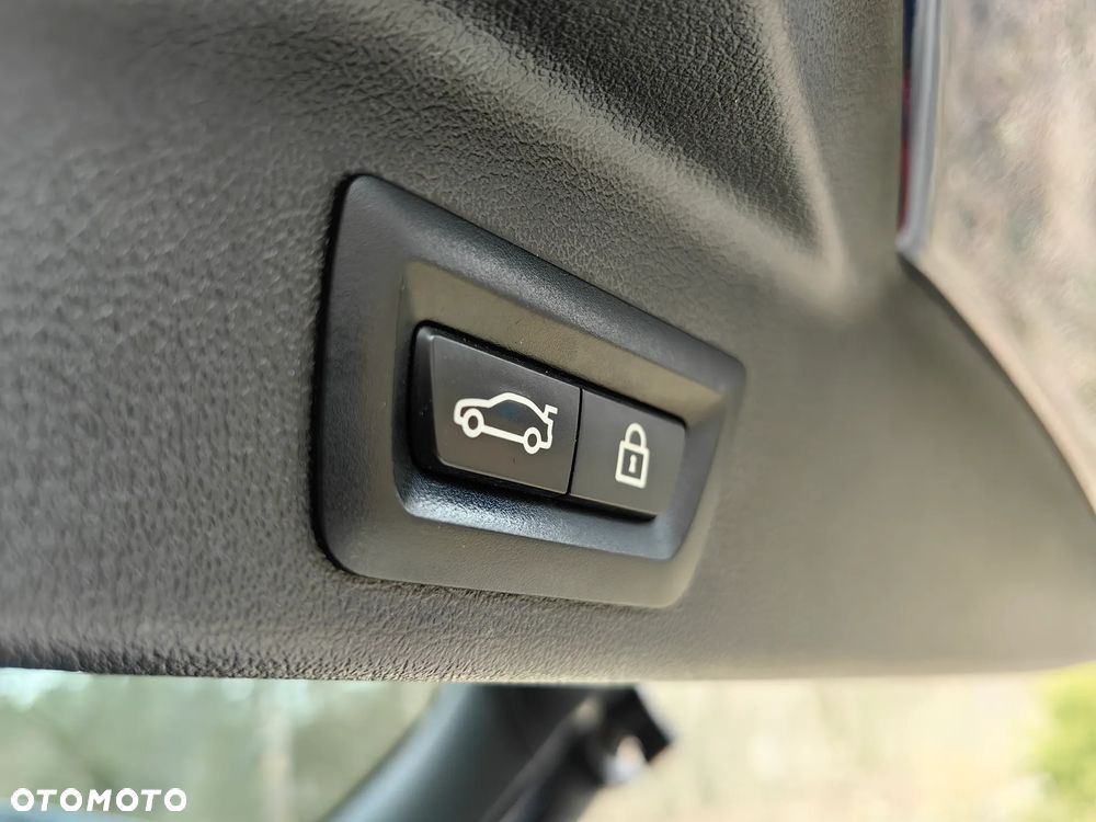 BMW X5 xDrive25d - 38