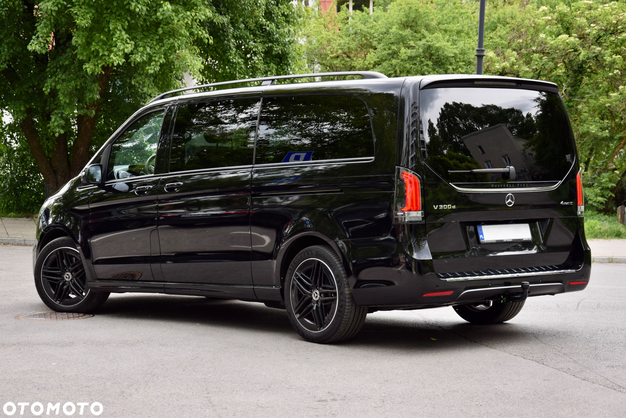 Mercedes-Benz Klasa V 300 d 4-Matic 9G-Tronic Exclusive (ekstra d³) - 4