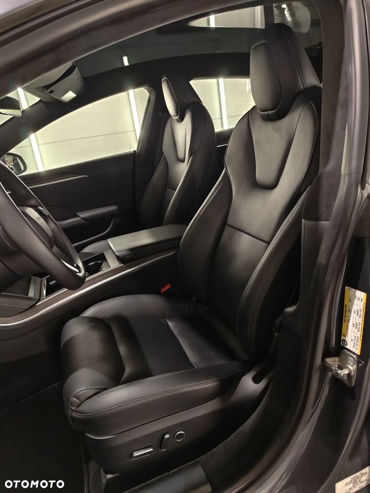 Tesla Model S Long Range AWD - 16
