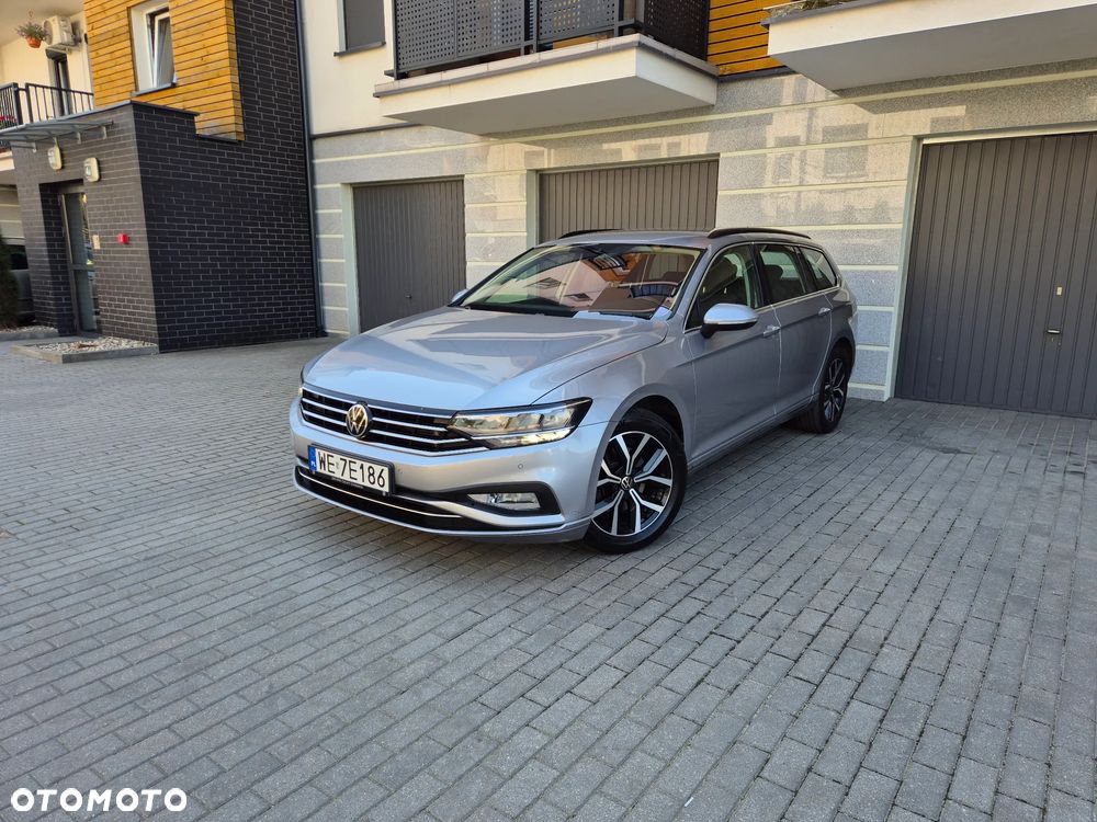 Volkswagen Passat 2.0 TDI SCR Comfortline - 1