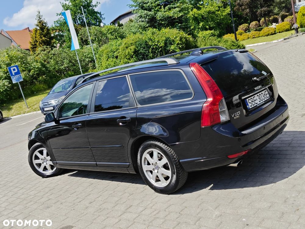 Volvo V50 D5 R-Design Summum - 1