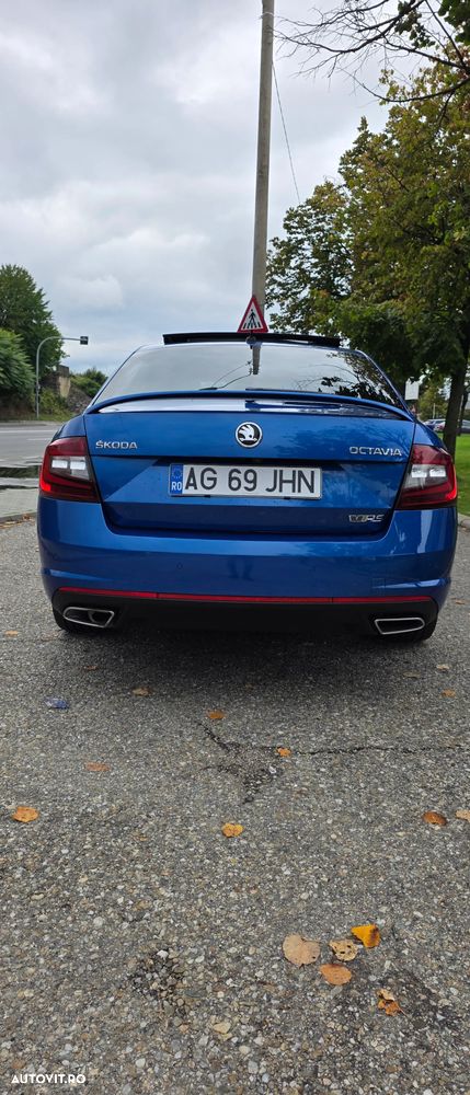 Skoda Octavia 2.0 TDI DSG RS - 5