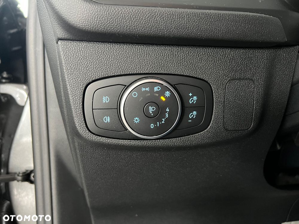 Ford Focus 1.0 EcoBoost mHEV Titanium - 23