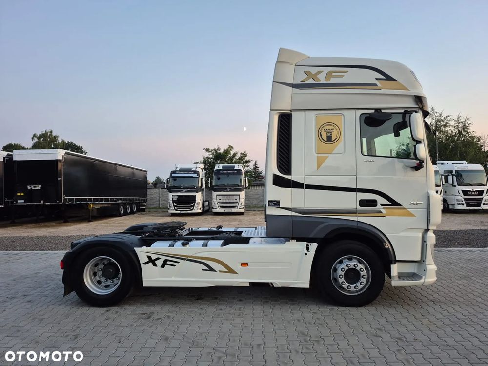 DAF XF / 106 / 530 / ACC / E 6 / SUPER SPACE CAB / RETARDER - 14