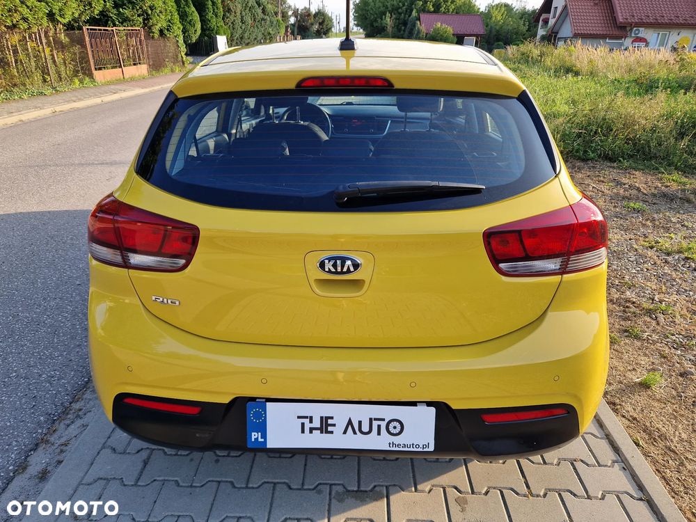 Kia Rio 1.2 L - 35