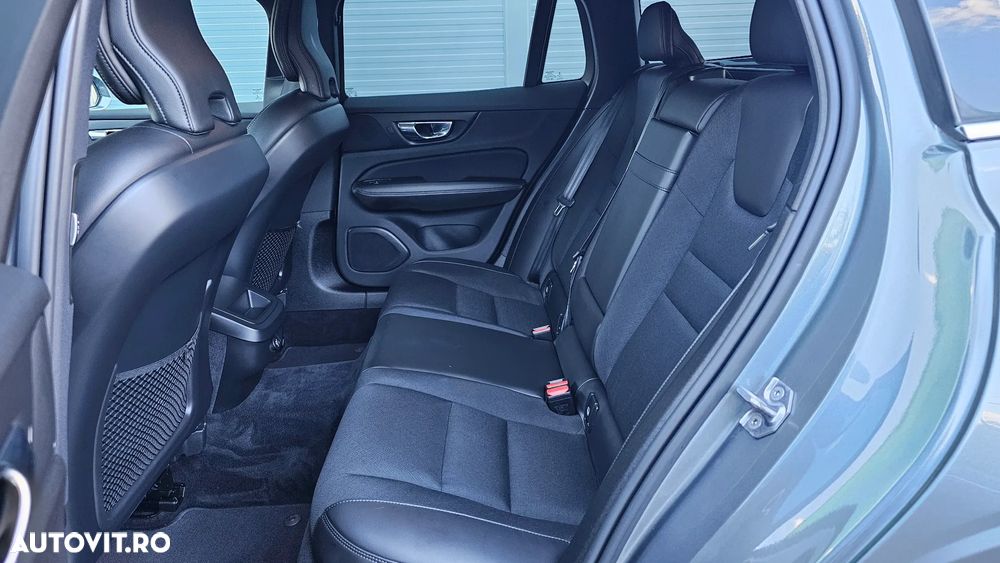 Volvo V60 D4 DRIVe Momentum - 20