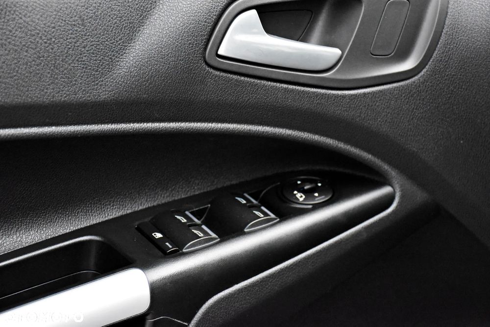 Ford Tourneo Connect Gr 1.5 TDCi Titanium PowerShift - 25