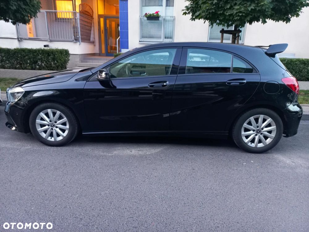 Mercedes-Benz Klasa A 180 BlueEFFICIENCY Edition - 1