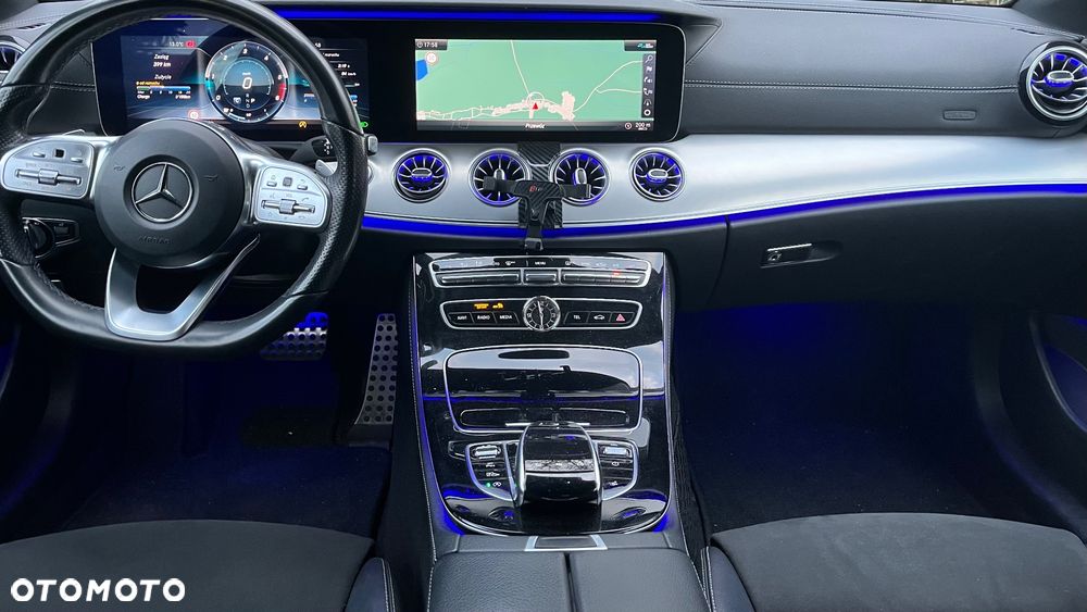 Mercedes-Benz Klasa E 300 d 9G-TRONIC - 27