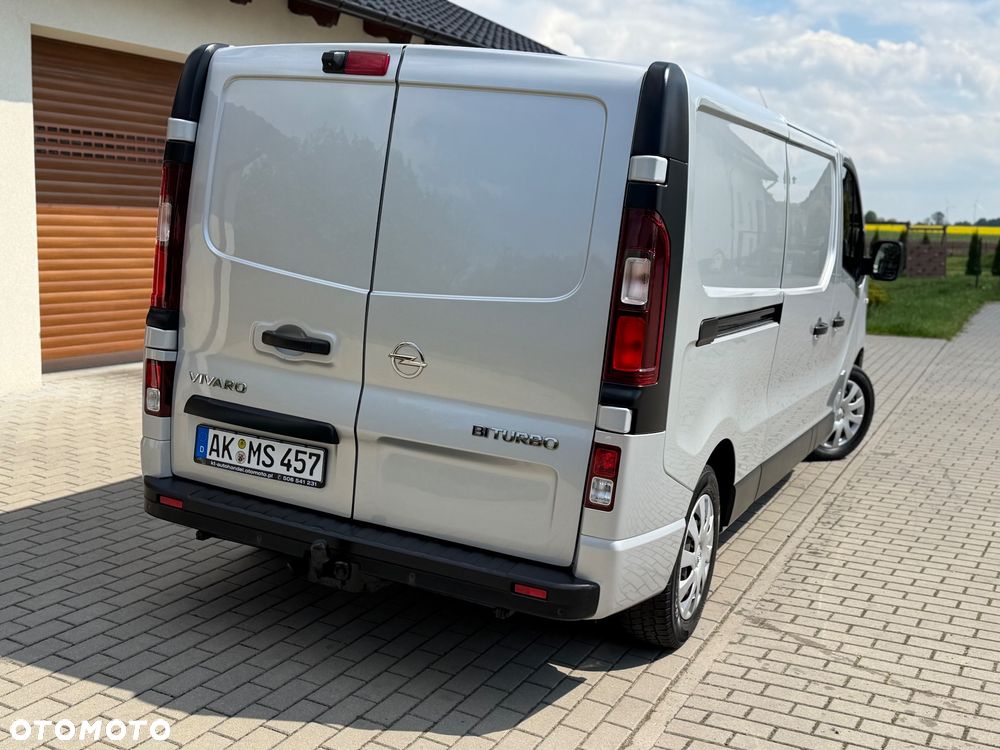 Opel VIVARO B - 17