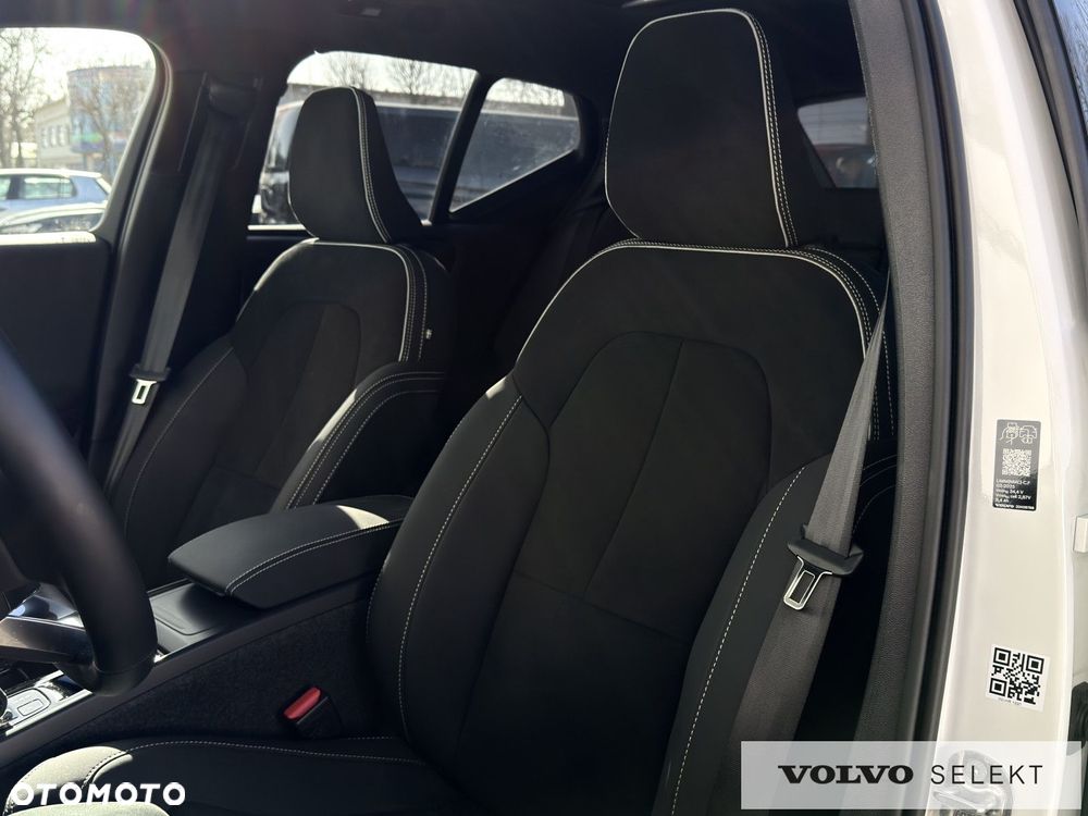 Volvo XC 40 - 22