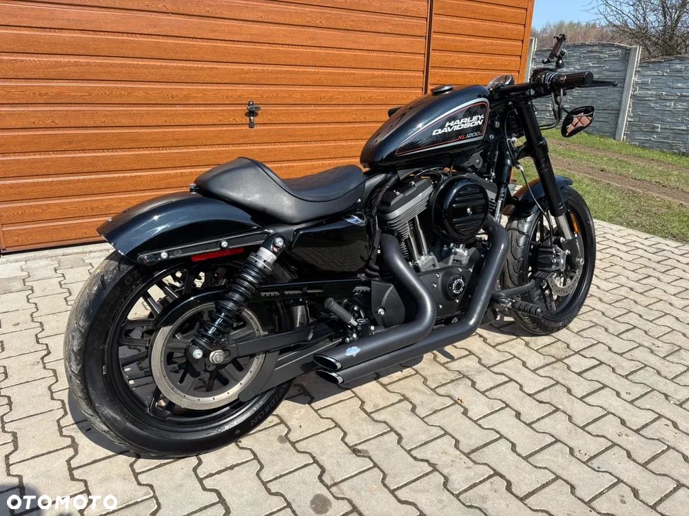 Harley-Davidson Sportster Roadster 1200R - 24