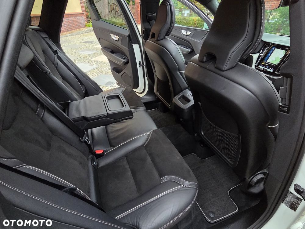 Volvo XC 60 - 25