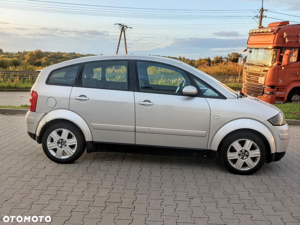 Audi A2 - 4