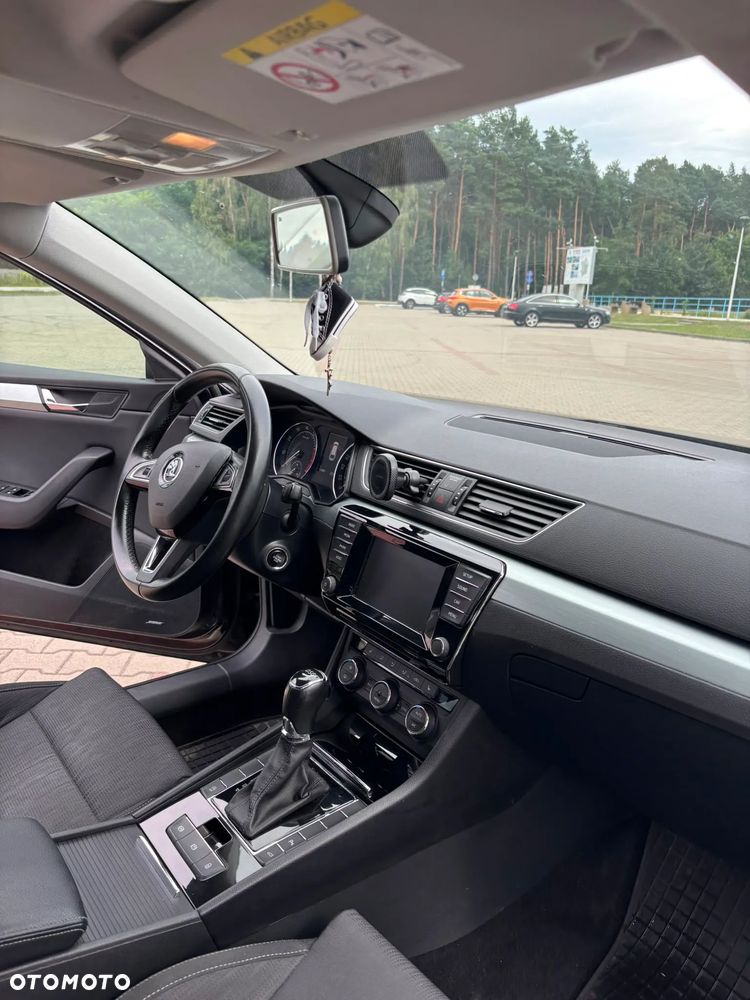 Skoda Superb 1.4 TSI ACT Ambition DSG - 8