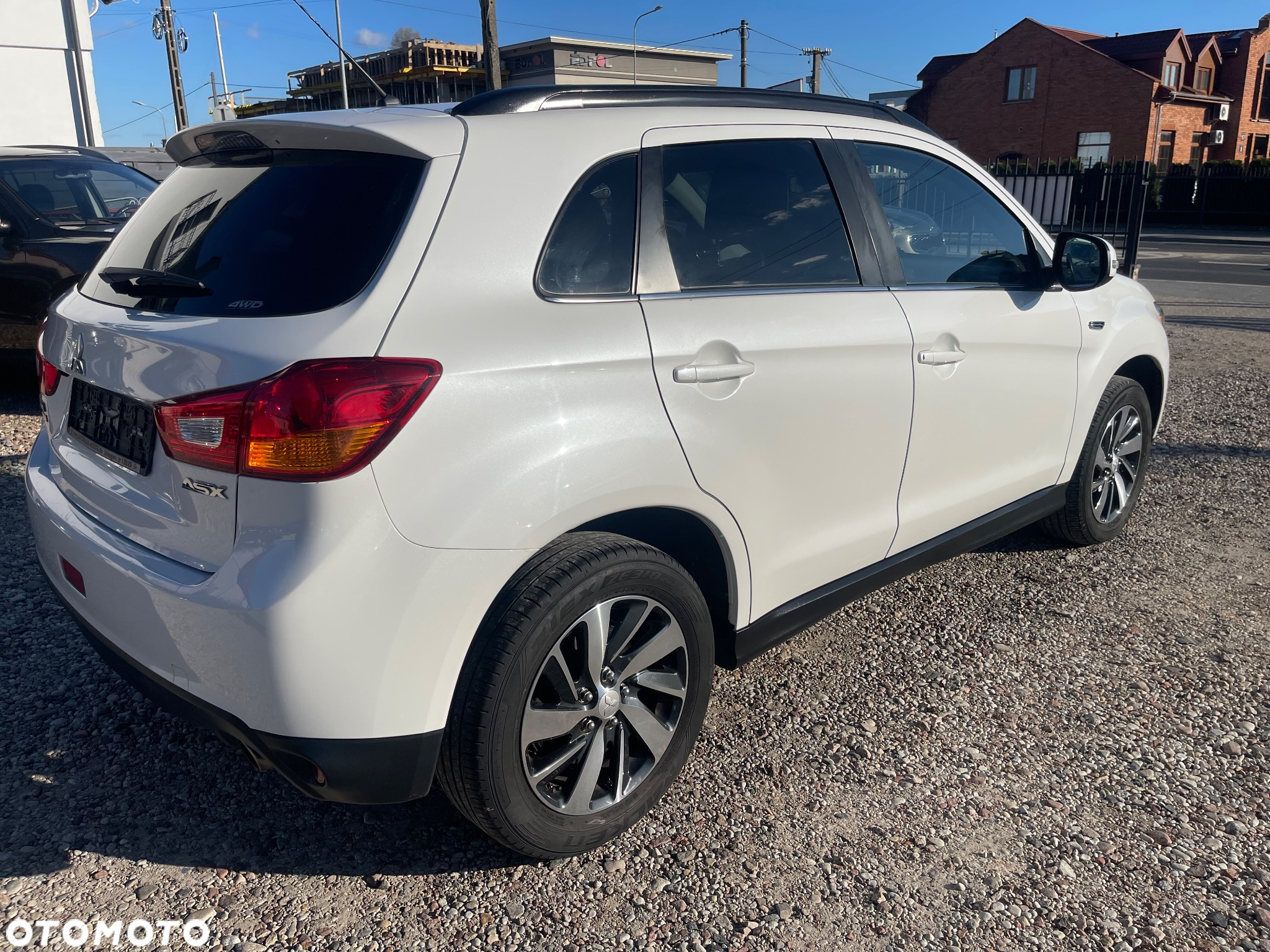Mitsubishi ASX 1.8 DID Intense 4WD AS&G - 4