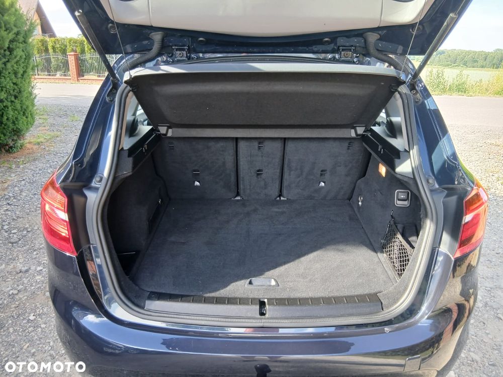 BMW Seria 2 218d xDrive Luxury Line - 38