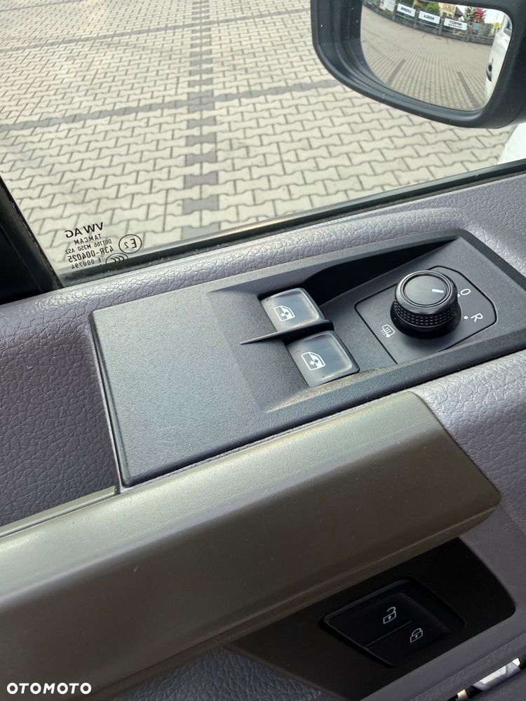 Volkswagen CRAFTER MAXI DOKA - 28