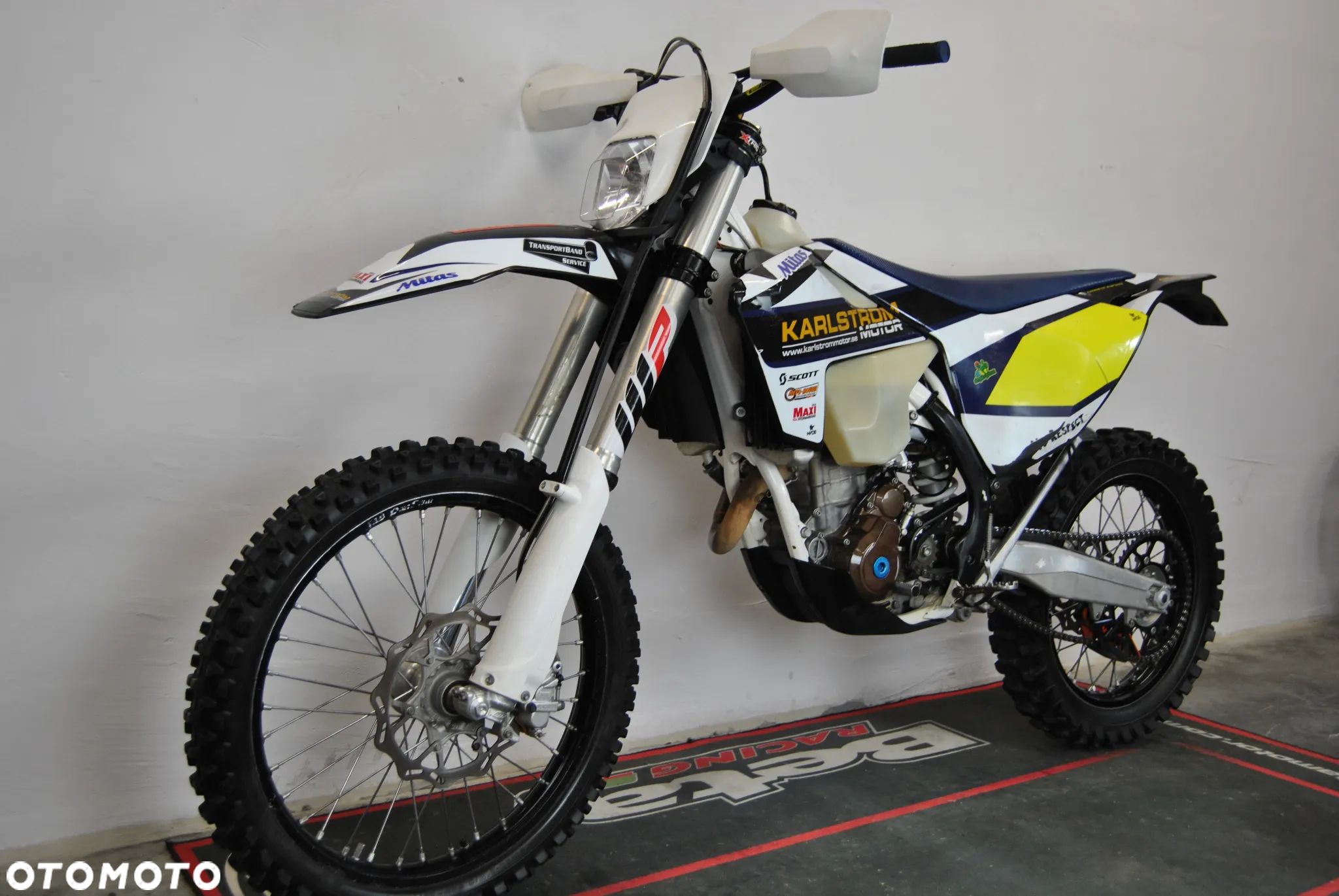Husqvarna FE - 1